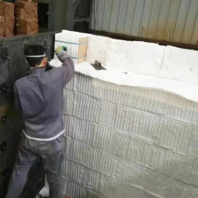 Koji su propisi za izradu slojevite vatrostalne obloge od keramičkih vlakana?